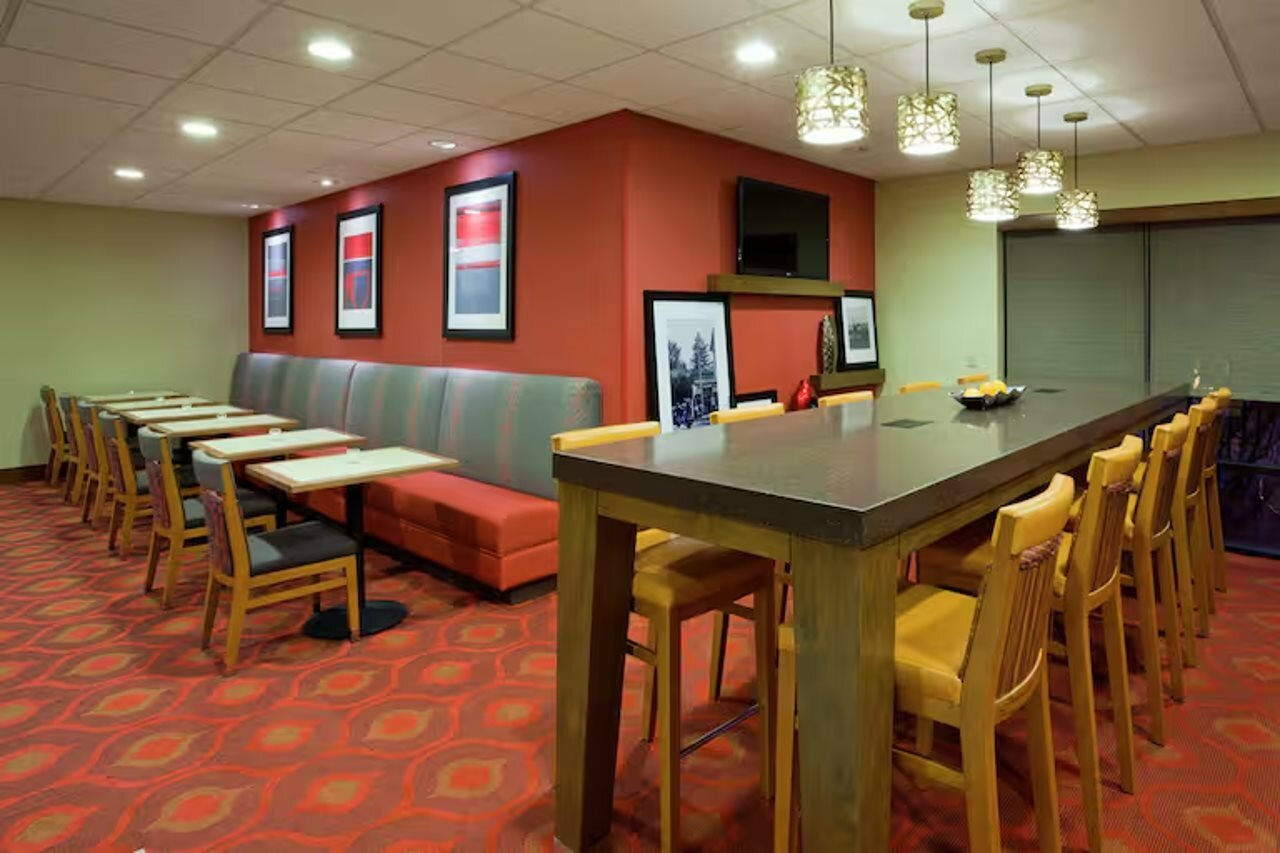 Фото Hampton Inn Rockford