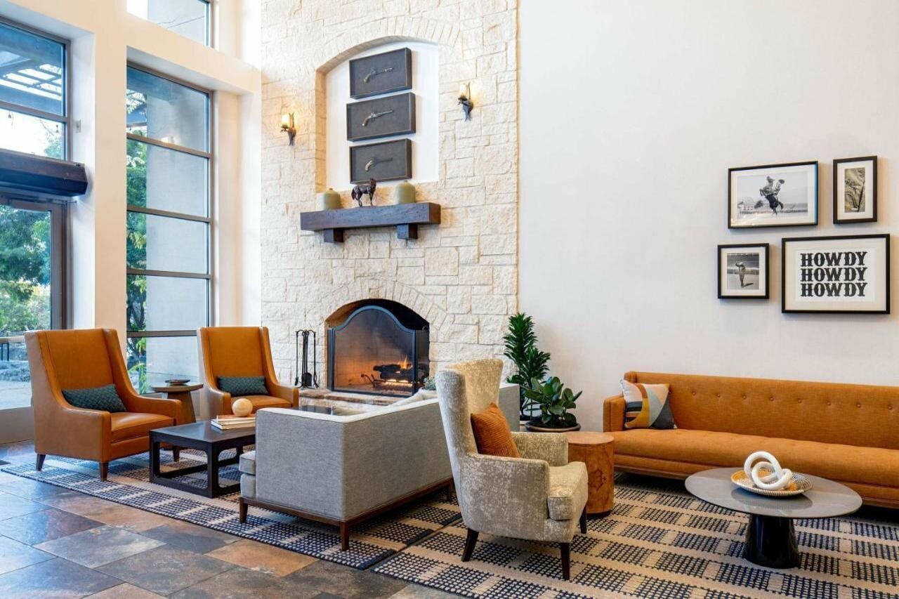 Фото Hilton San Antonio Hill Country