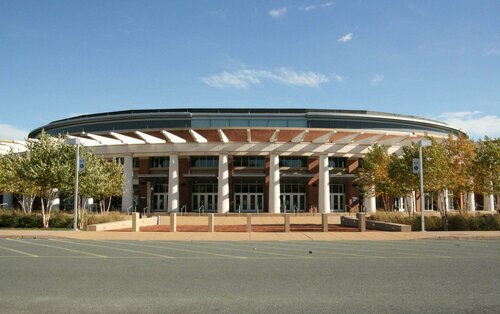 Гостиница Hampton Inn & Suites Charlottesville-At the University в Шарлоттсвилле