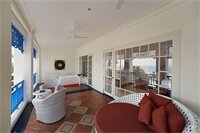 Фото Mayfair Palm Beach Resort