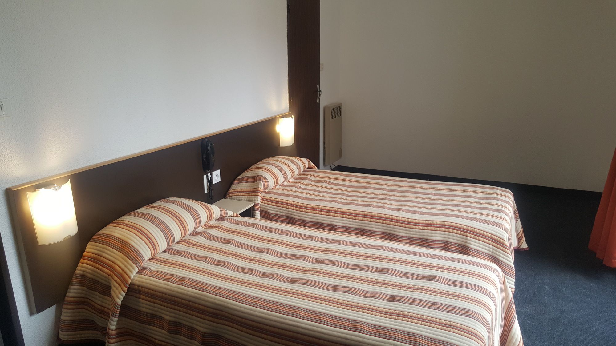 Фото Hôtel Hélianthe