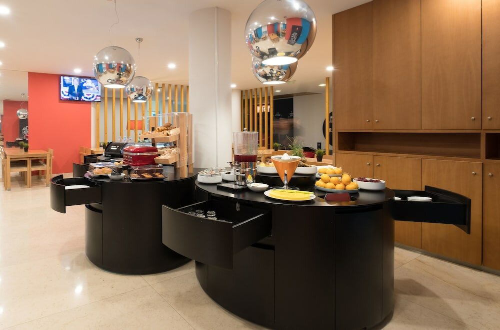 Фото Stay Hotel Guimarães Centro