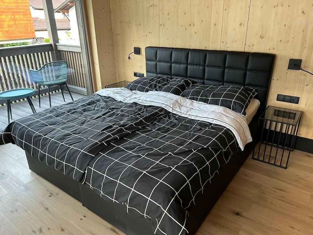 Фото High-quality Maisonette Flat With Roof Terrace