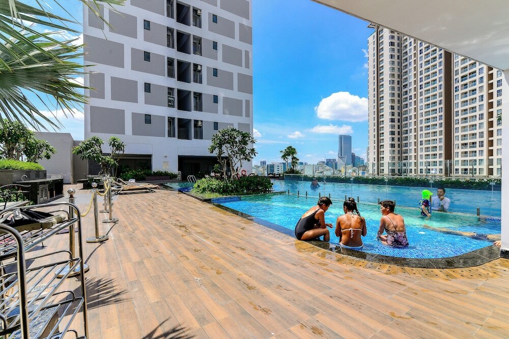 Фото Infinity Pool Signature  Saigon Rivergate