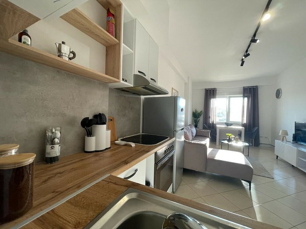 Фото Sunny Apartment