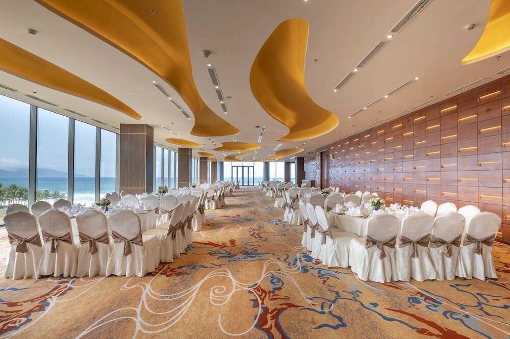 Фото Koi Resort & Residence Da Nang