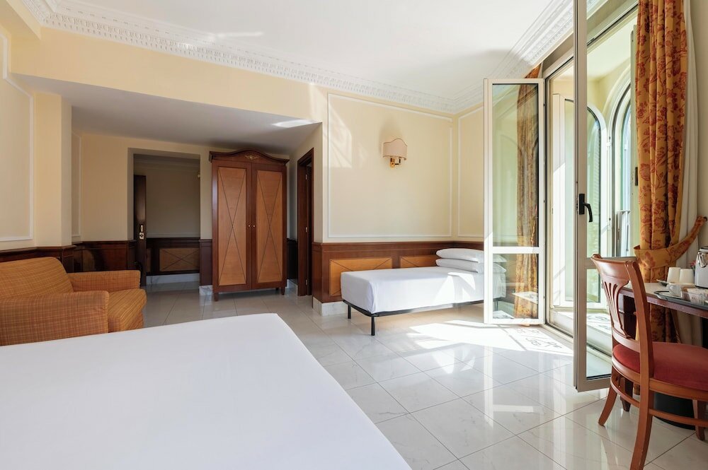 Фото Hotel Hiberia