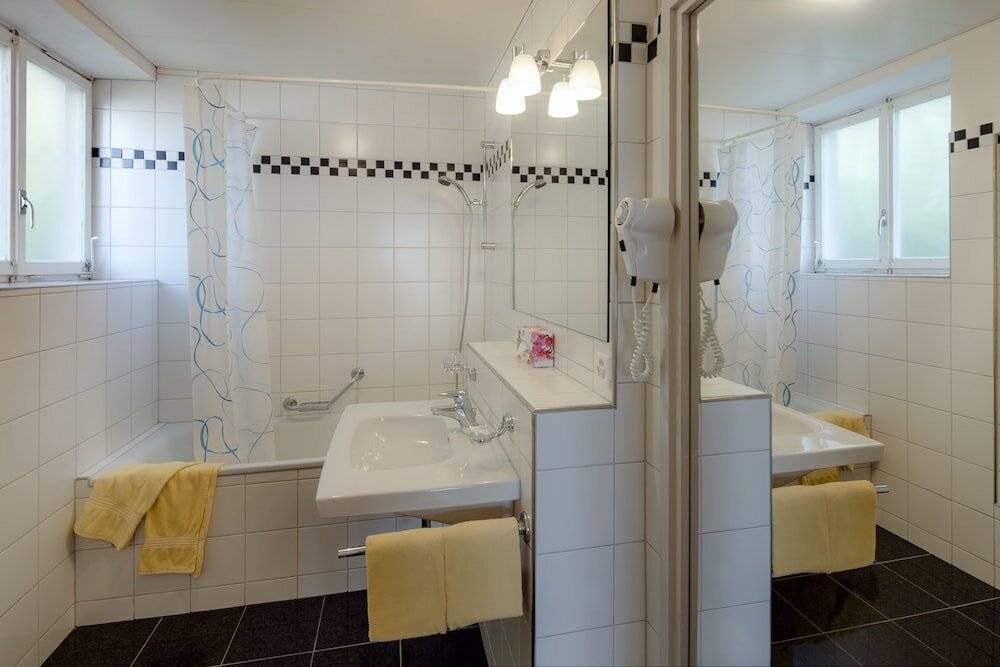 Фото Hotel La Perla