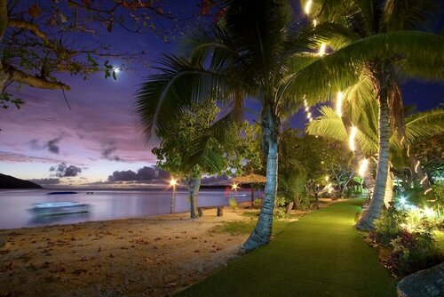 Гостиница Nanuya Island Resort