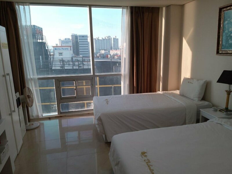 Гостиница Pohang Valentine Hotel в Пхохане