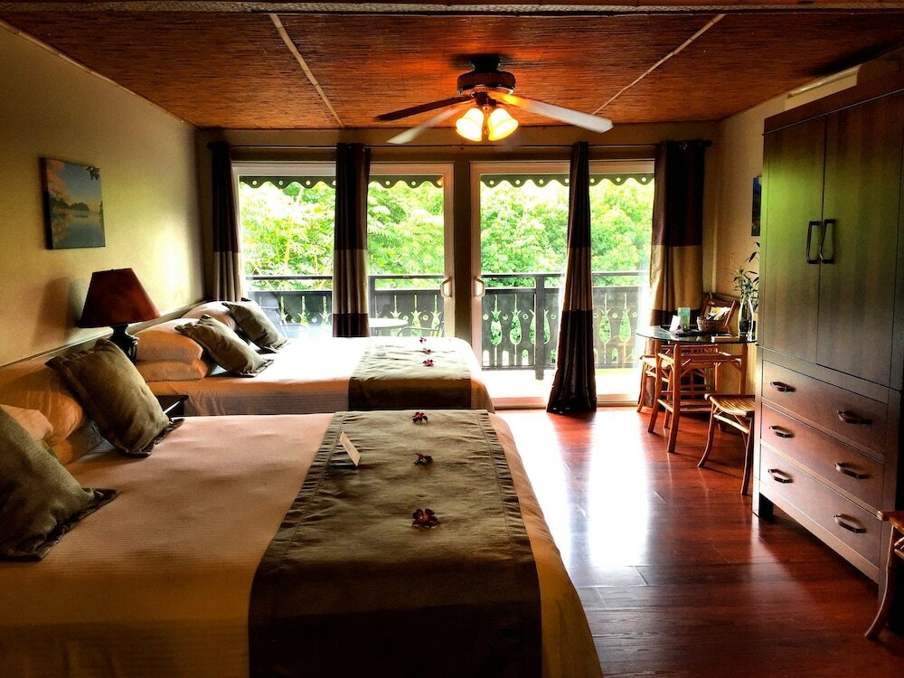 Фото Paradise Bay Resort