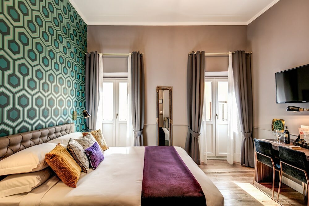 Фото Tree Charme Parliament Boutique Hotel