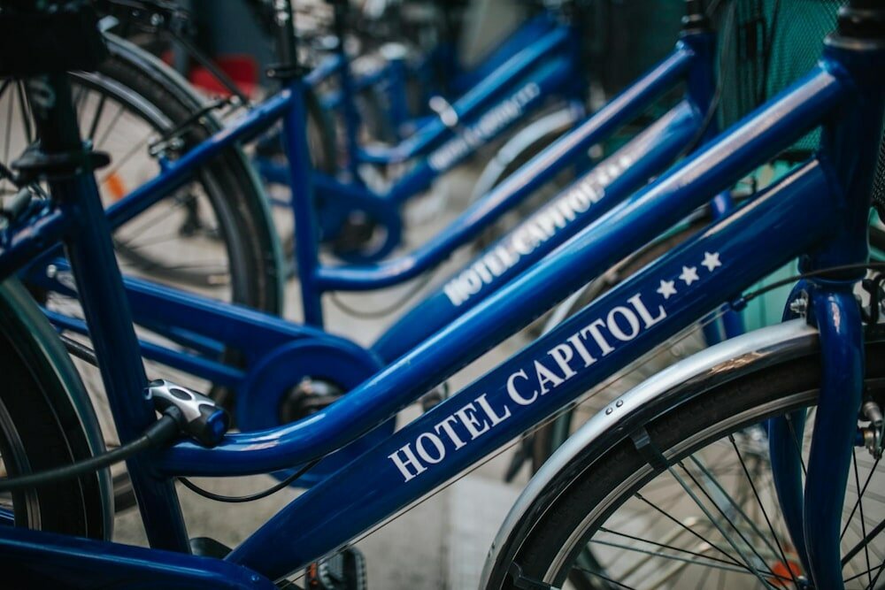 Фото Hotel Capitol