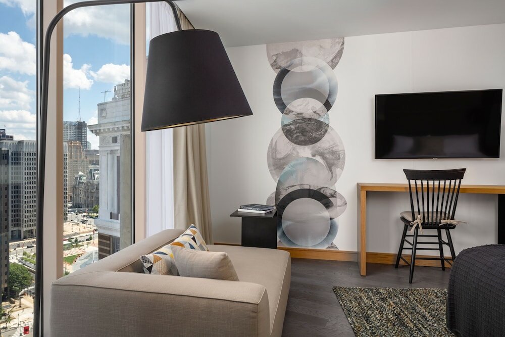 Фото The Windsor Suites