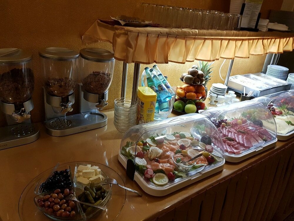 Фото Hotel Drei Kronen - Superior