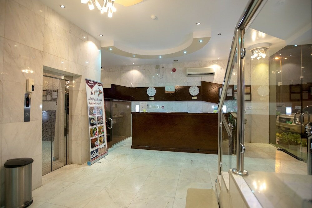 Фото Al Raha Hotel Suites