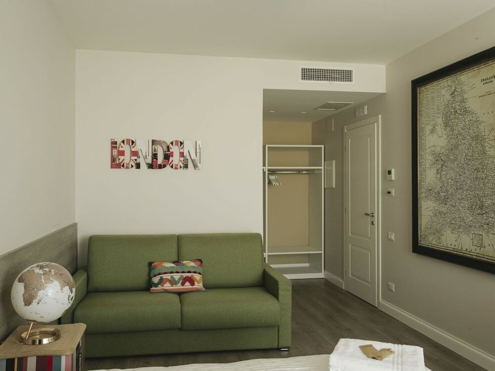 Фото Livingstone