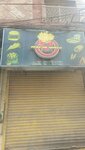 Fries on wheels (New Chauburji Park, Shamnagar Road, 10), fast food