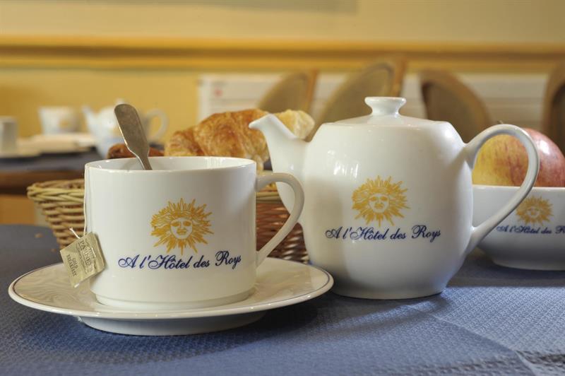 Фото Hotel des Roys Versailles