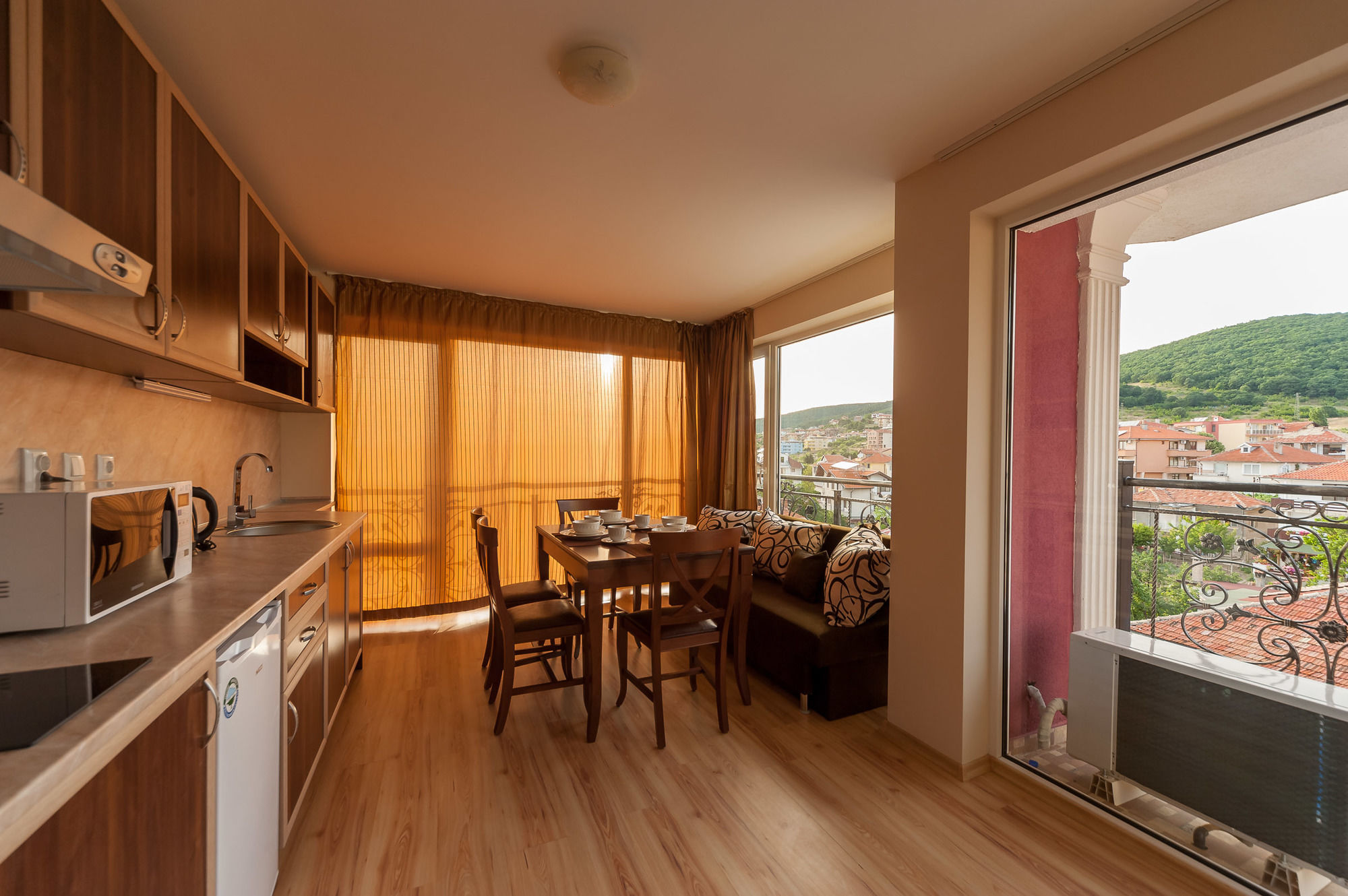 Фото Roel Residence Apartments