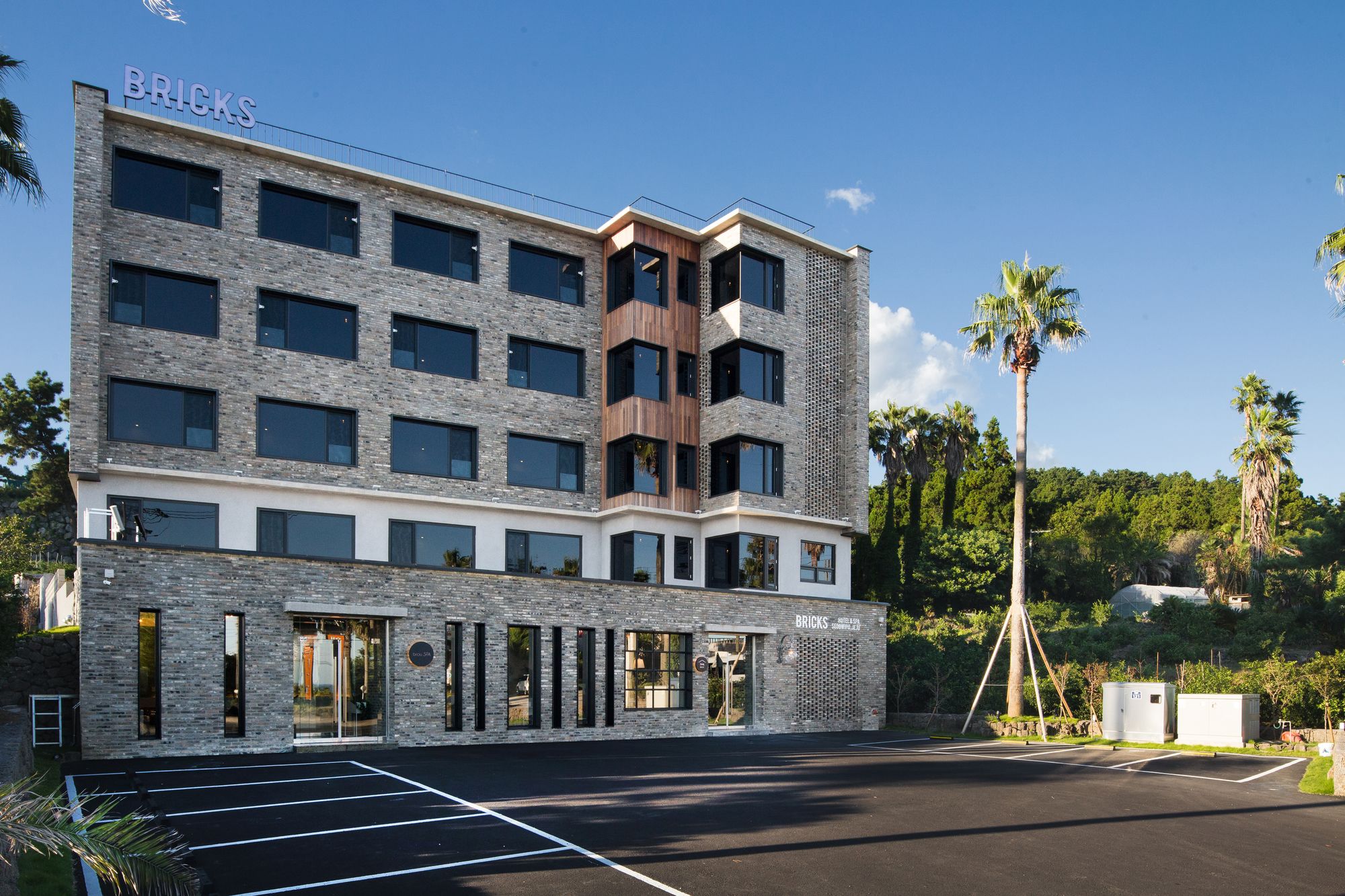 Фото Jeju Bricks