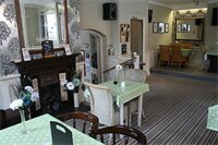 Фото The Bear Marlborough