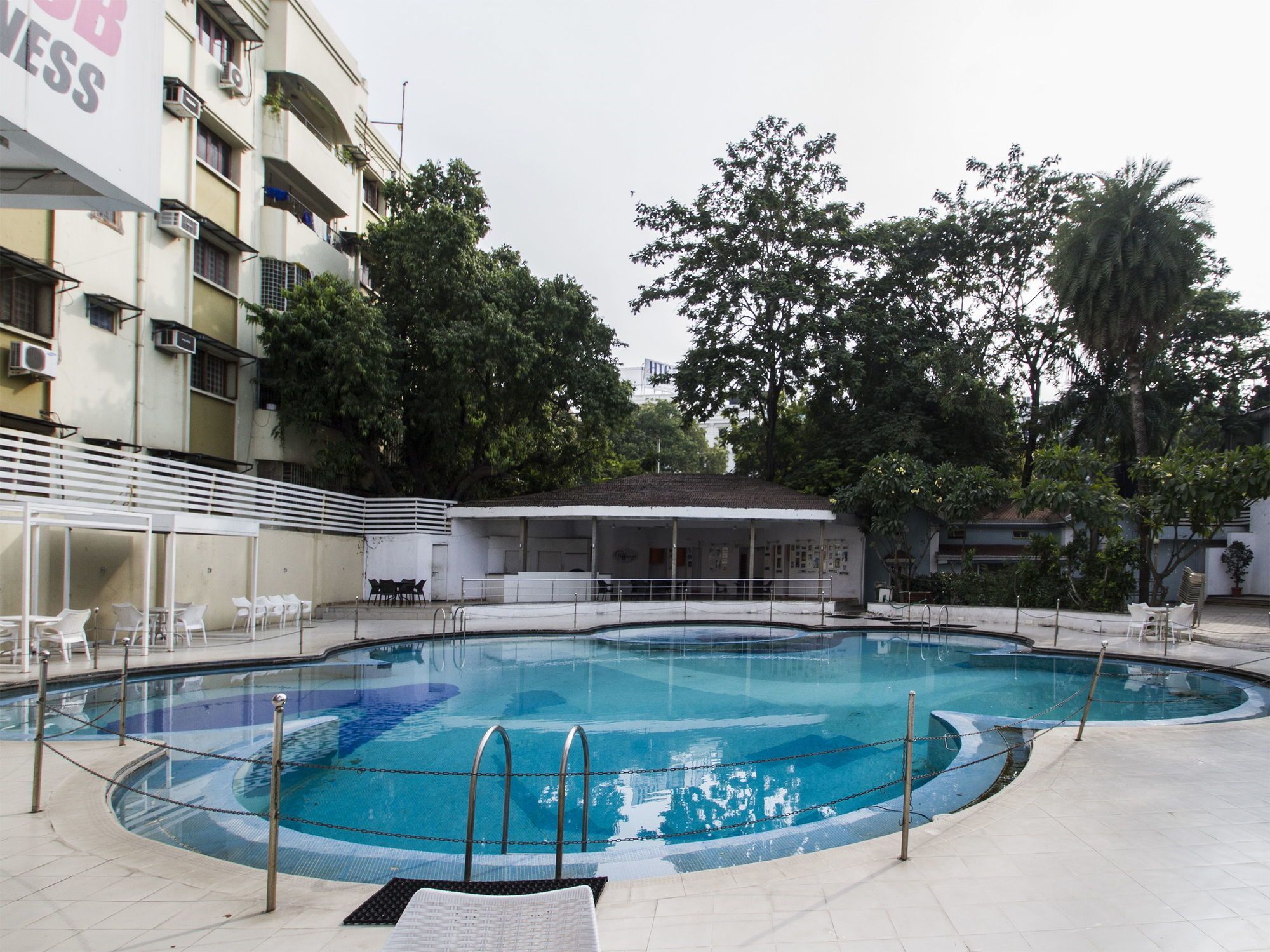 Фото Oyo 1410 Country Club Begumpet