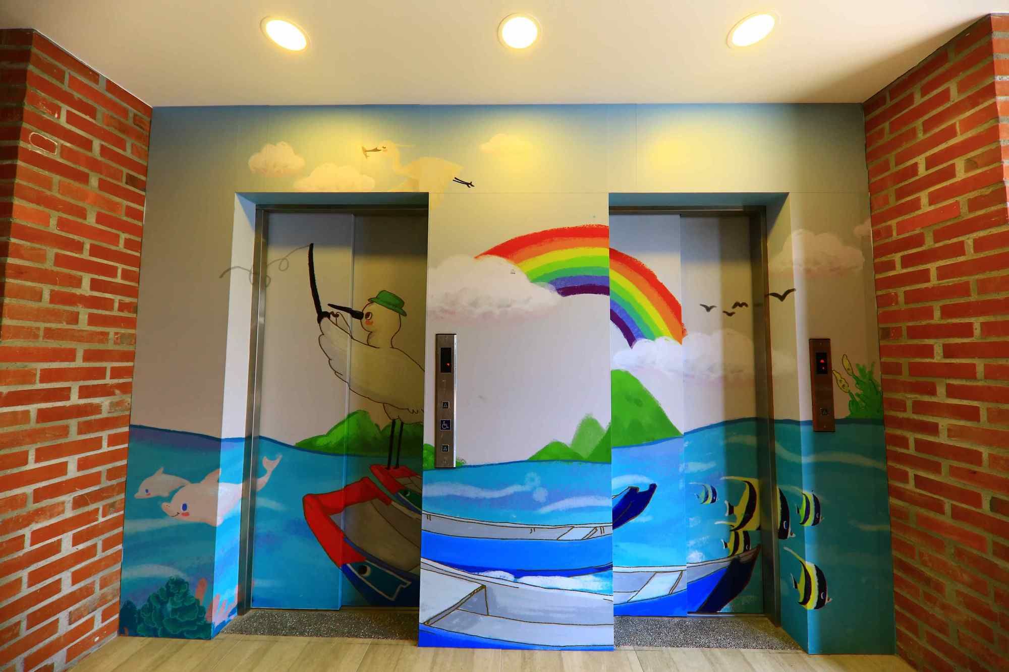 Фото Whoops Hotel