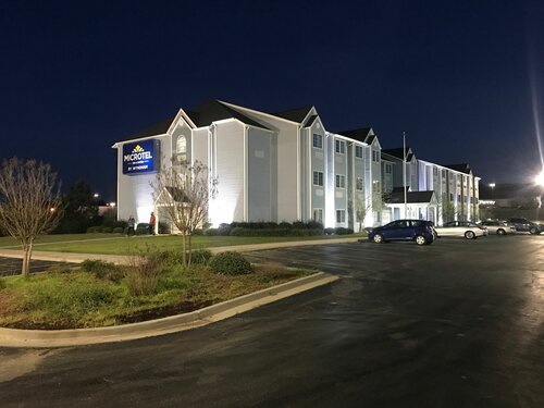 Гостиница Microtel Inn & Suites by Wyndham Meridian в Меридиане