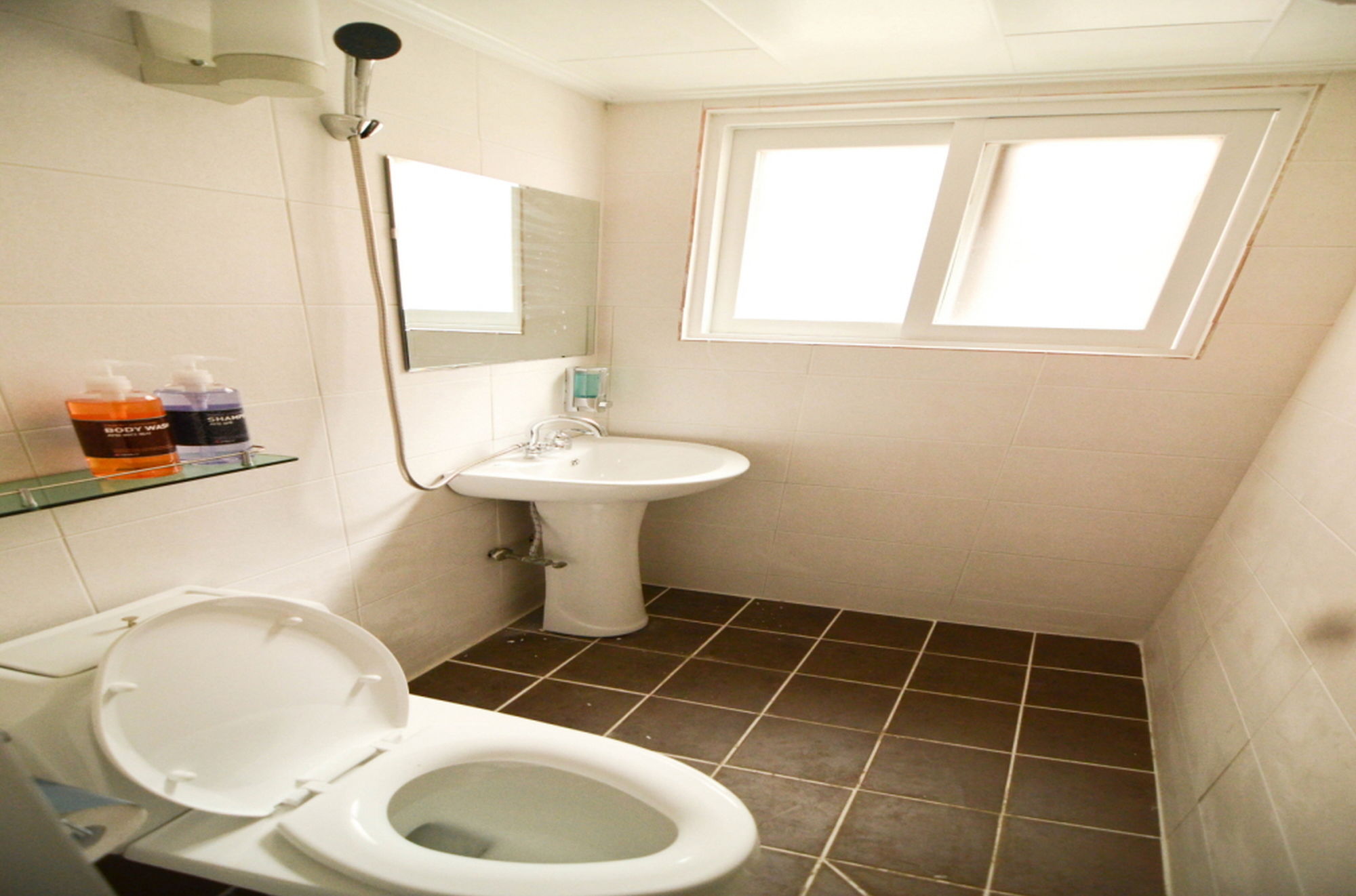 Фото Korstay Guesthouse Seoul Station