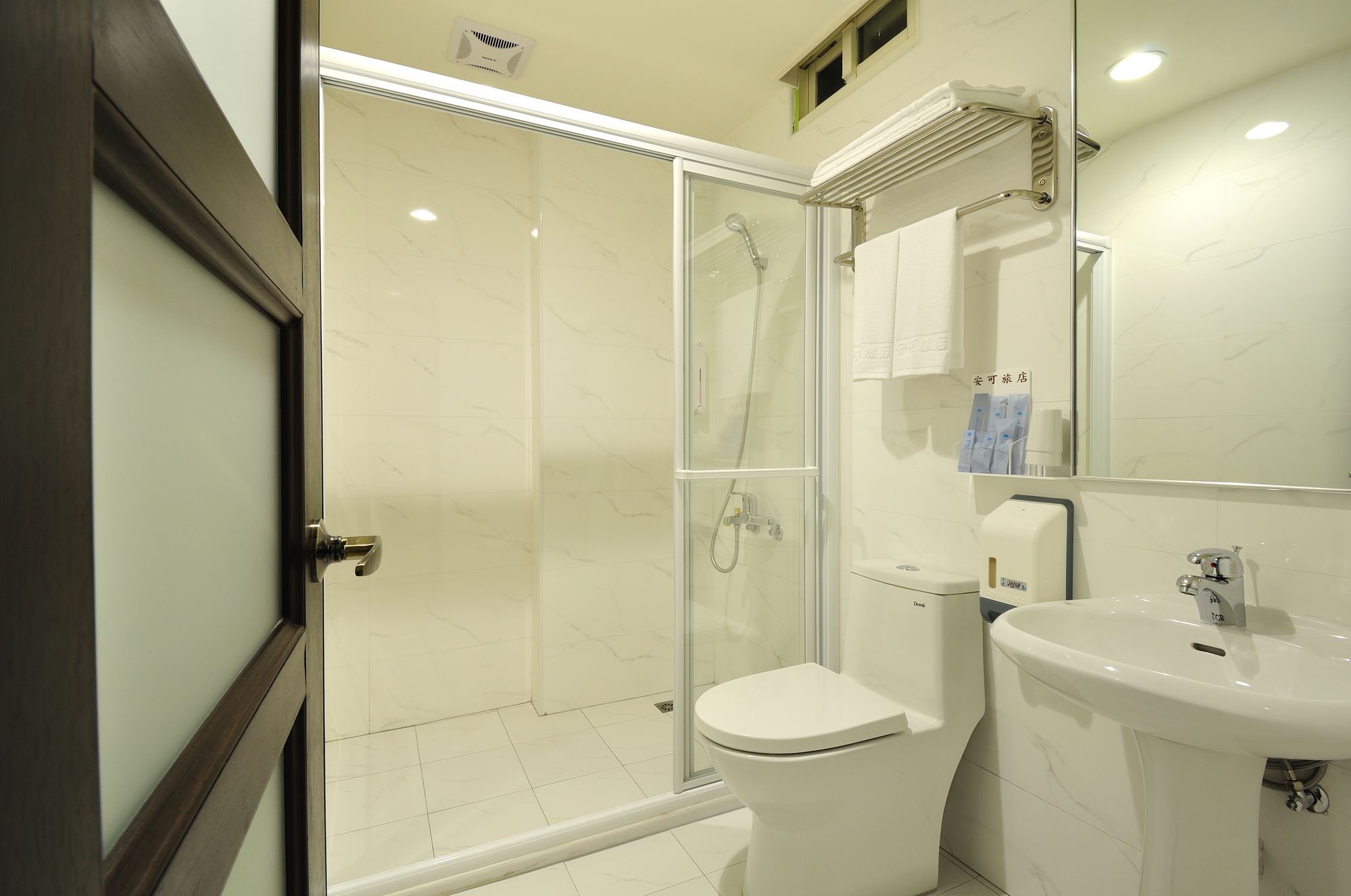 Фото Bravo Hotel