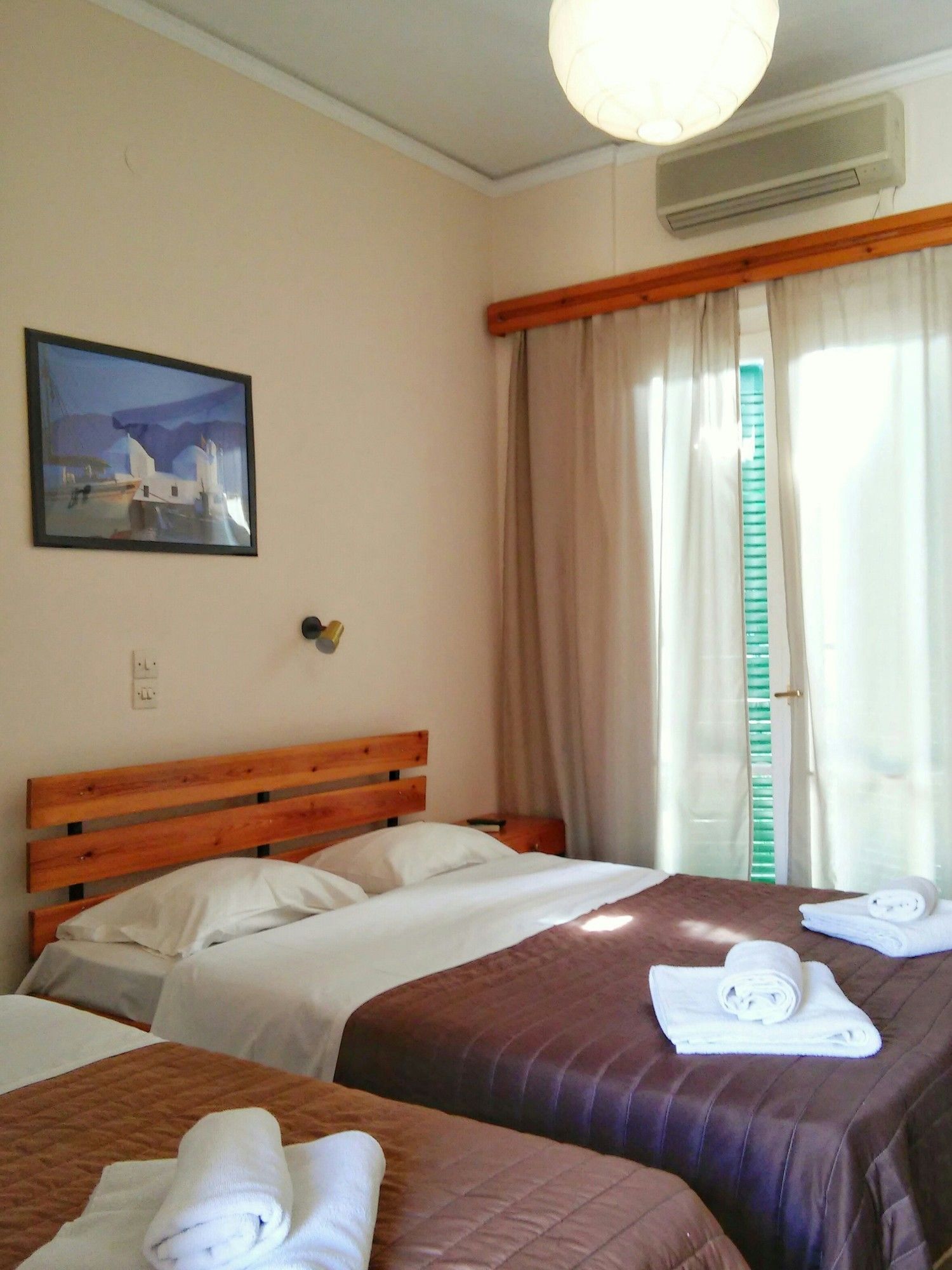 Фото Aegina Hotel