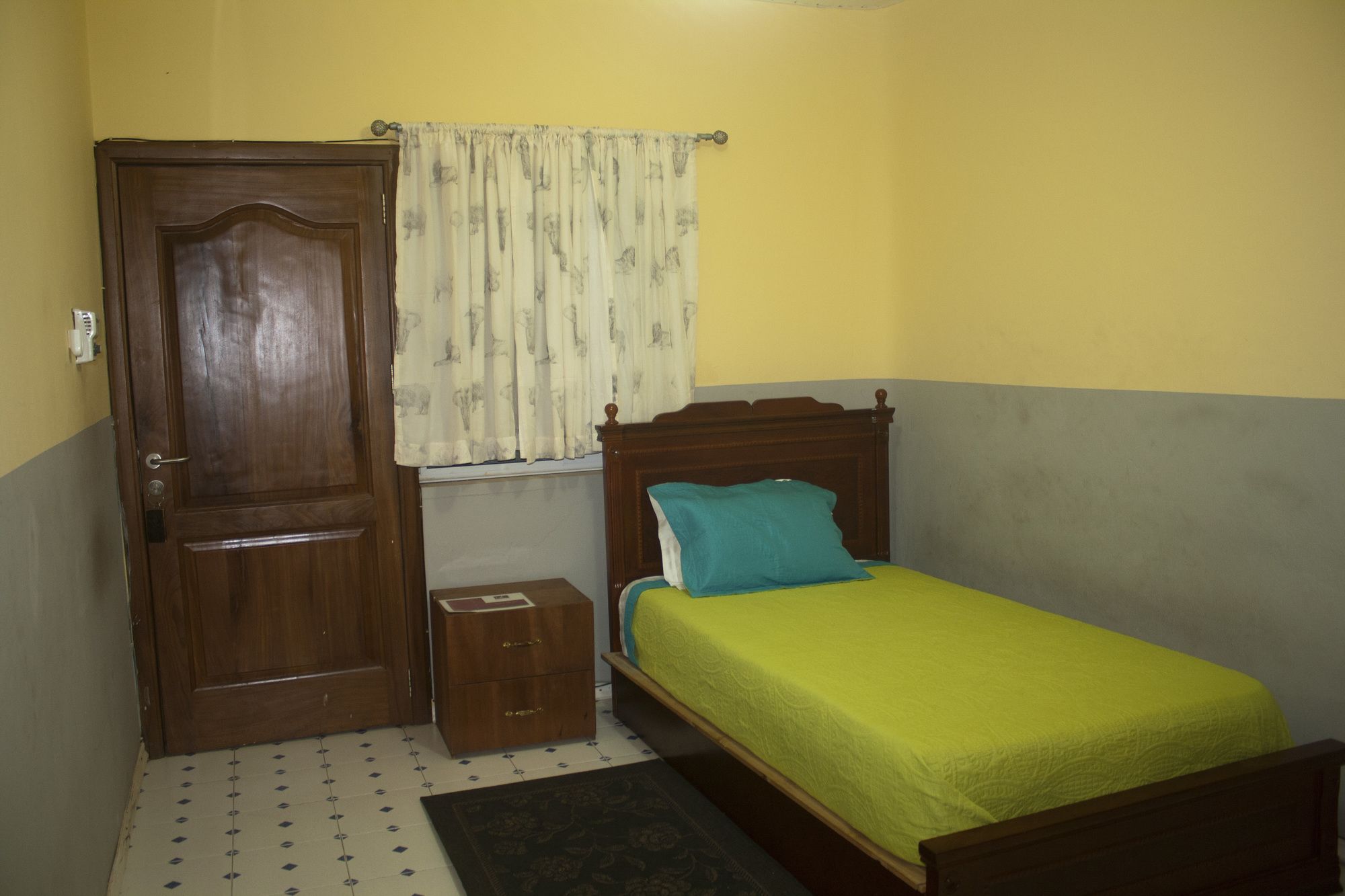 Фото Quest Lodge