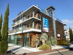 Гостиница Best Western Aquakub в Экс-ле-Бене