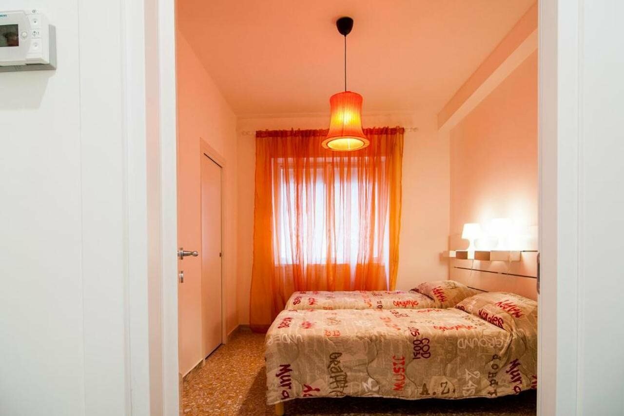 Фото San Pietro Bright Apartment