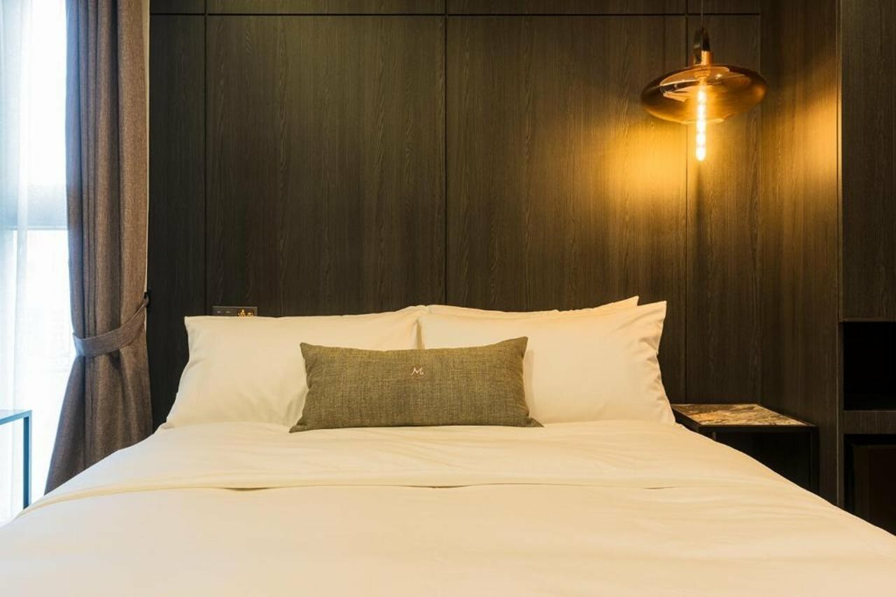 Фото The May Hotel