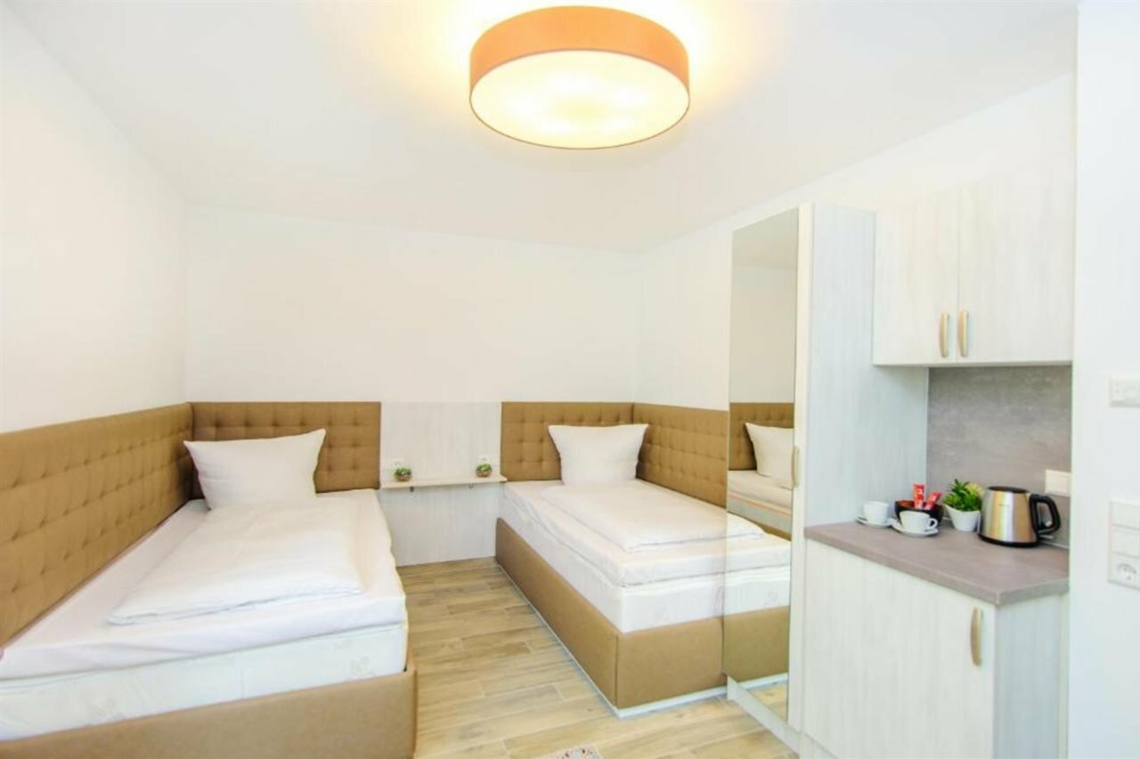 Фото Hotel Filderhof Reutlingen