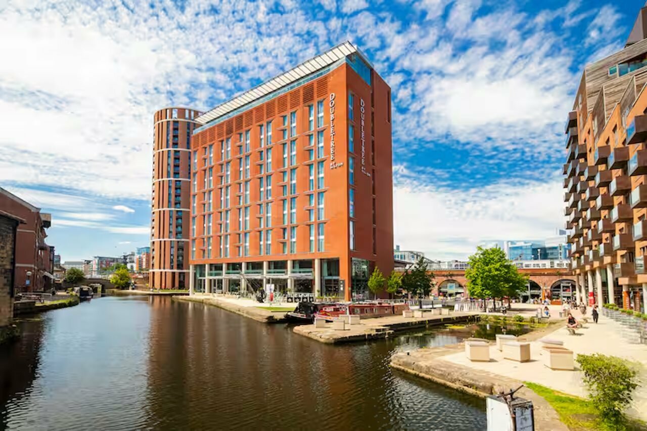 Фото DoubleTree by Hilton Hotel Leeds City Centre