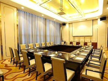 Фото Jin Jiang International Hotel Urumqi