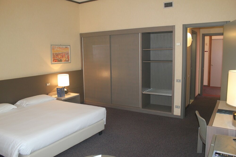 Фото Mercure Hotel President Lecce