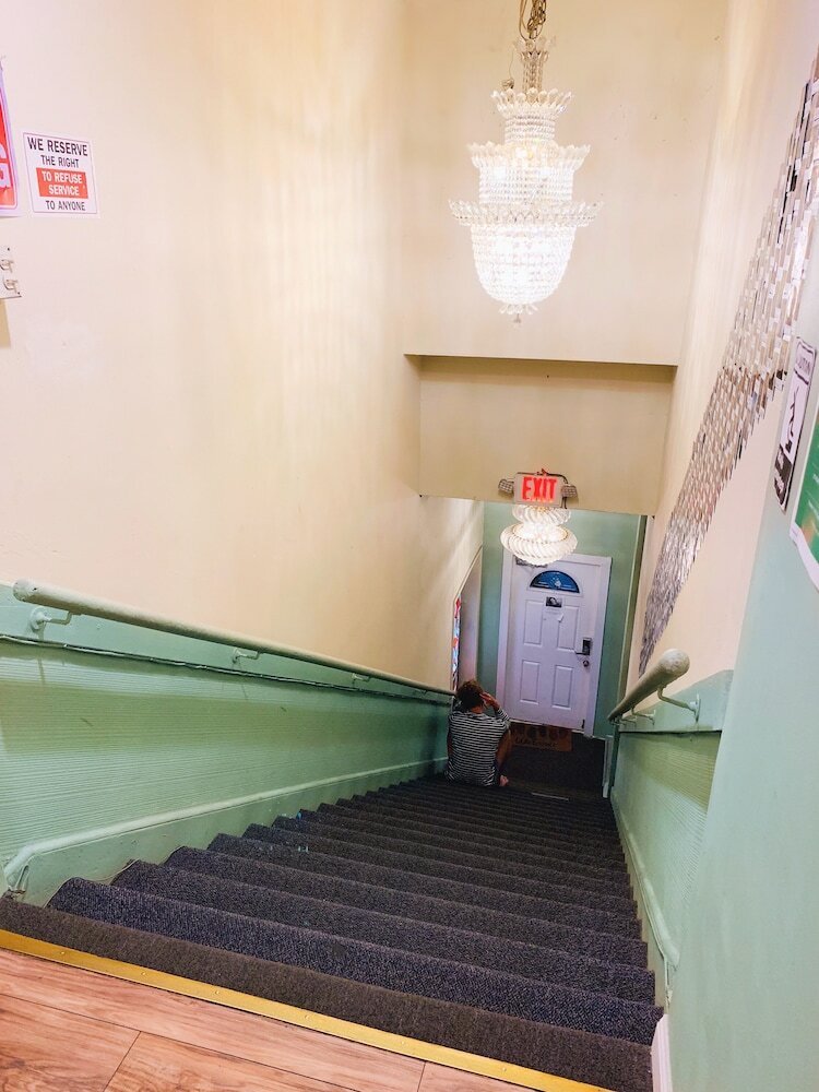 Фото Melrose Hostel