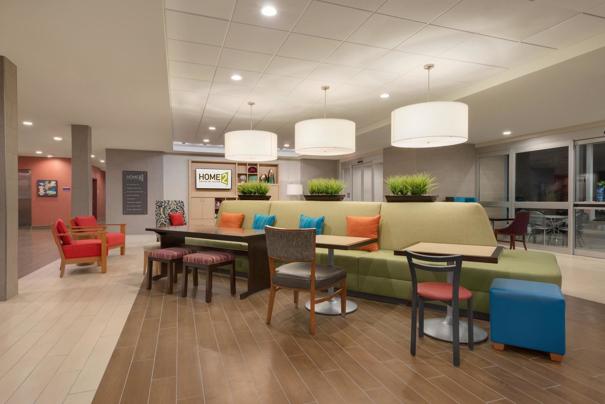 Фото Home2 Suites by Hilton Tallahassee State Capitol