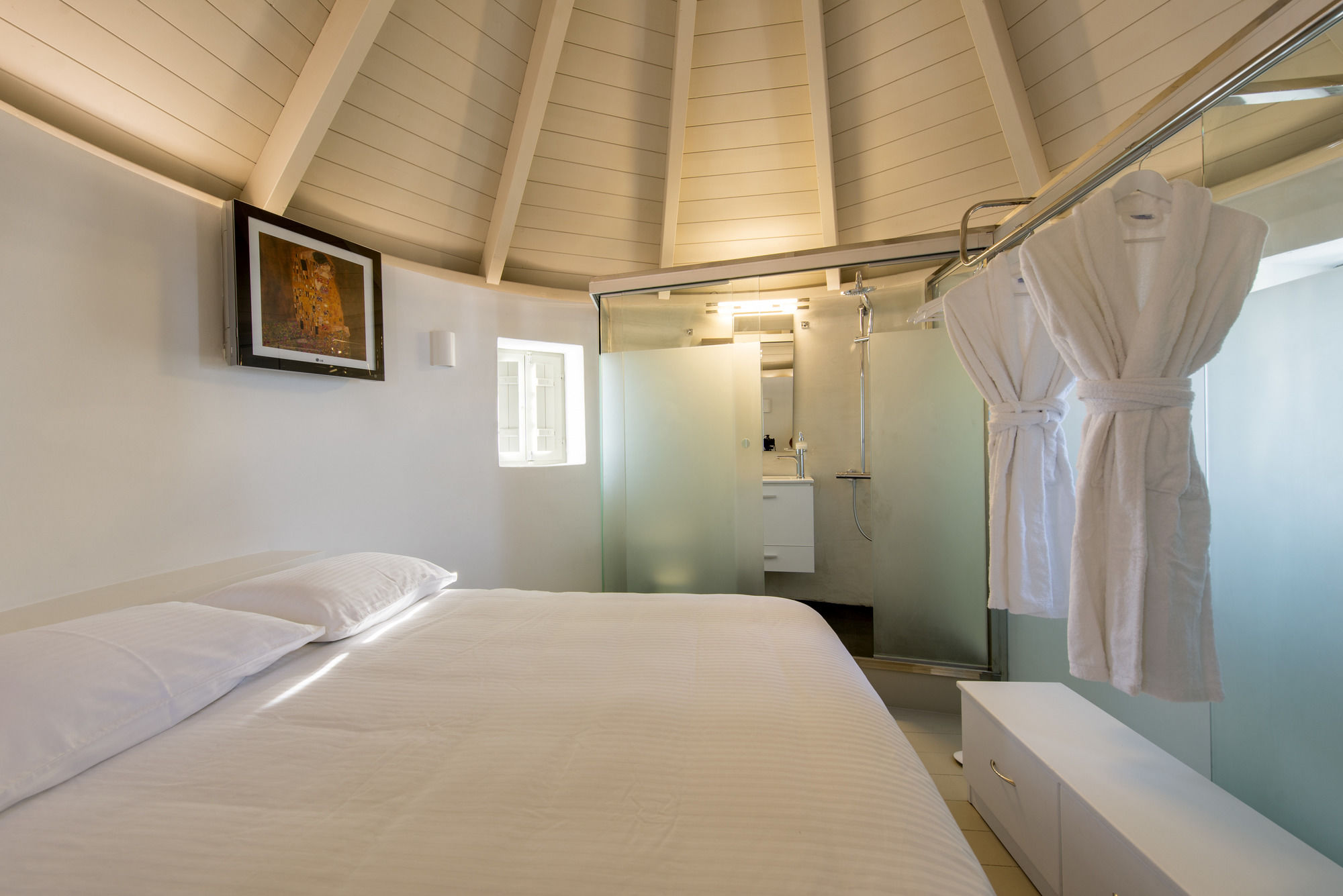 Фото Windmill Luxury Villa