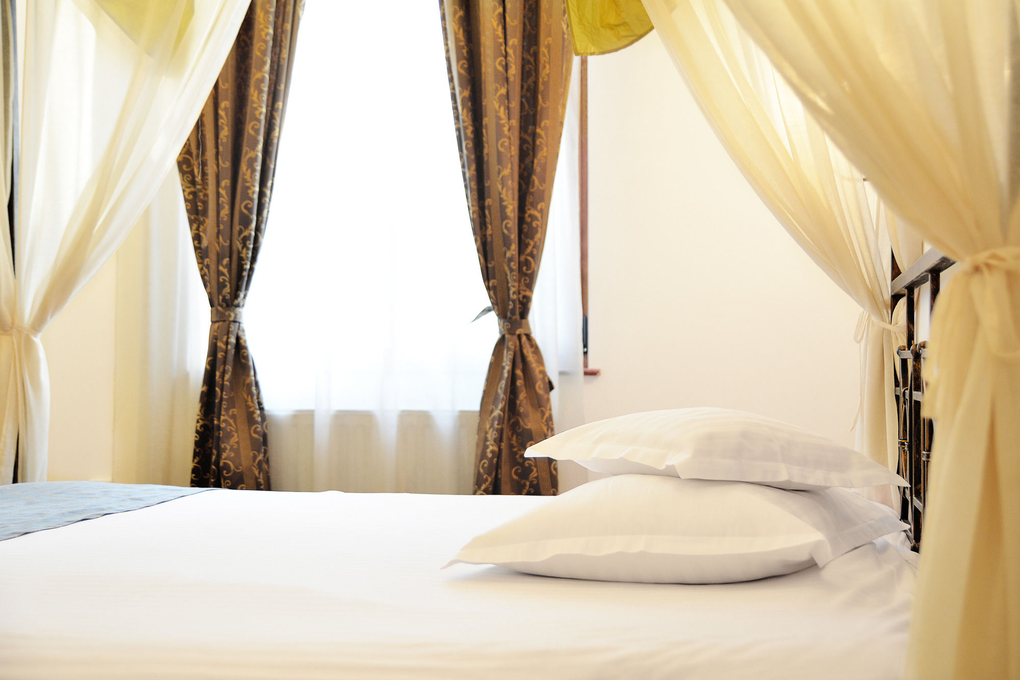 Фото Hotel Hanul Fullton