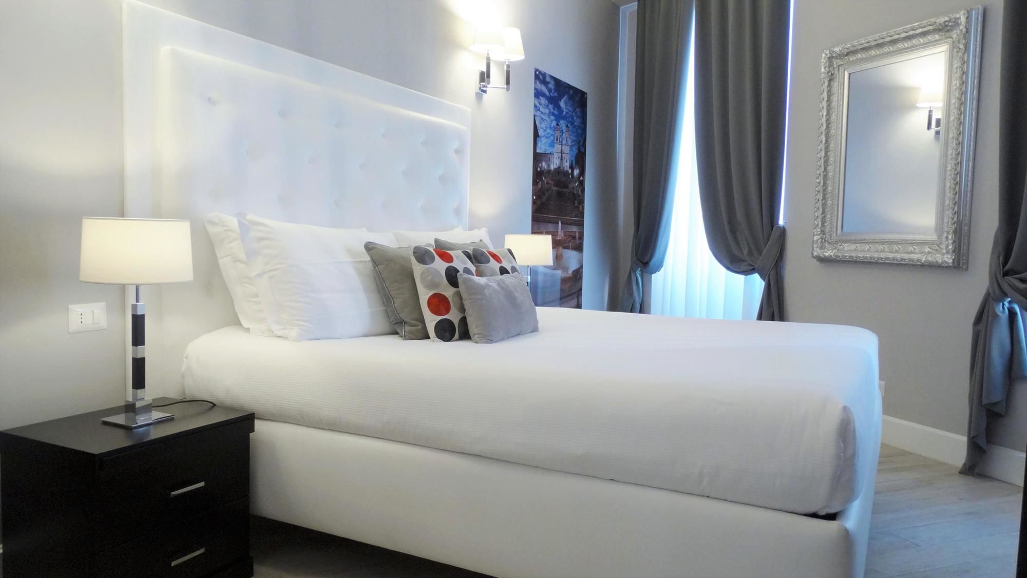 Фото Sistina Twentythree Luxury Rooms