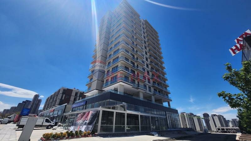 Агентство недвижимости Üstün Inceoğlu - Real Estate Consultant, Измир, фото