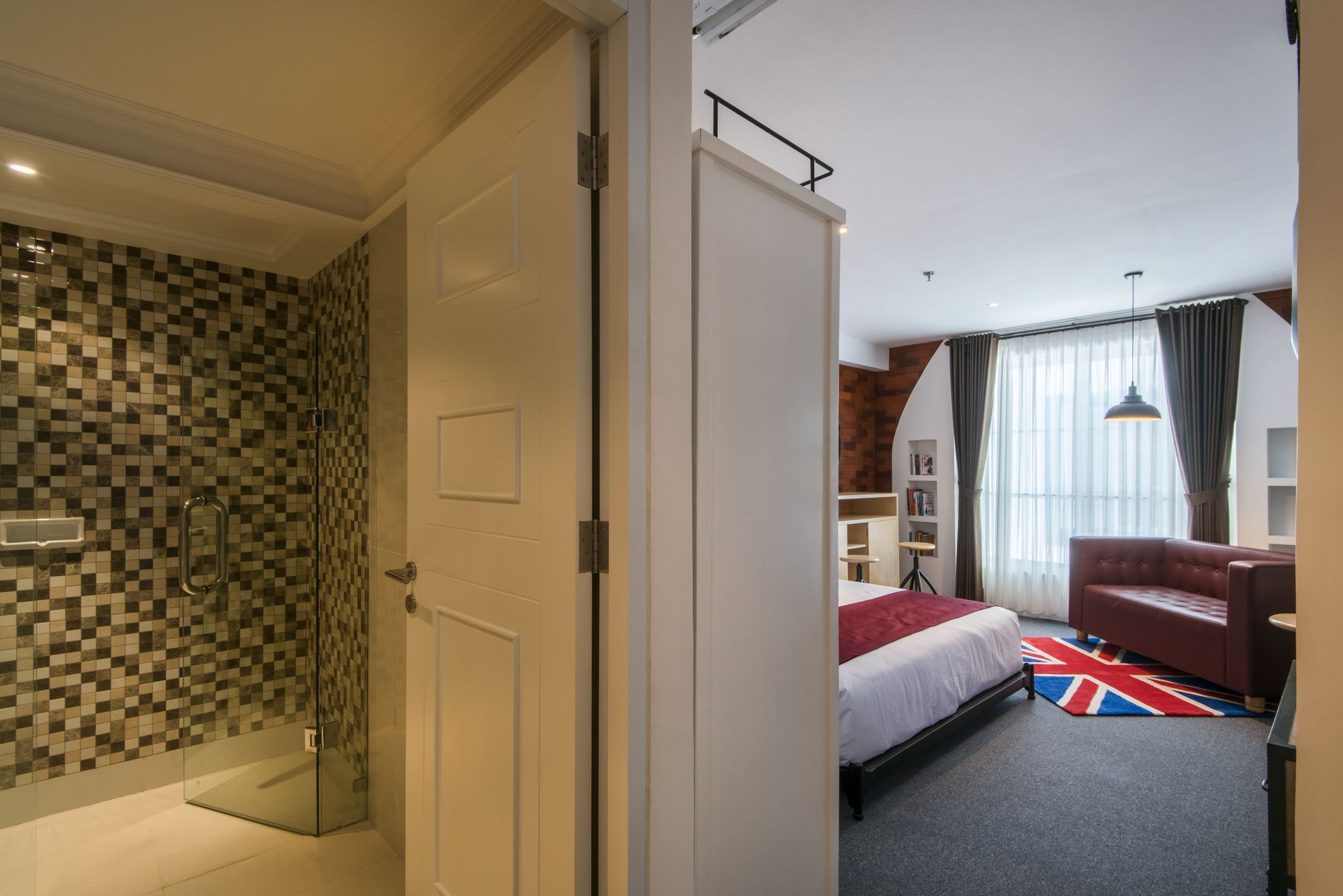 Фото Yan's House Hotel