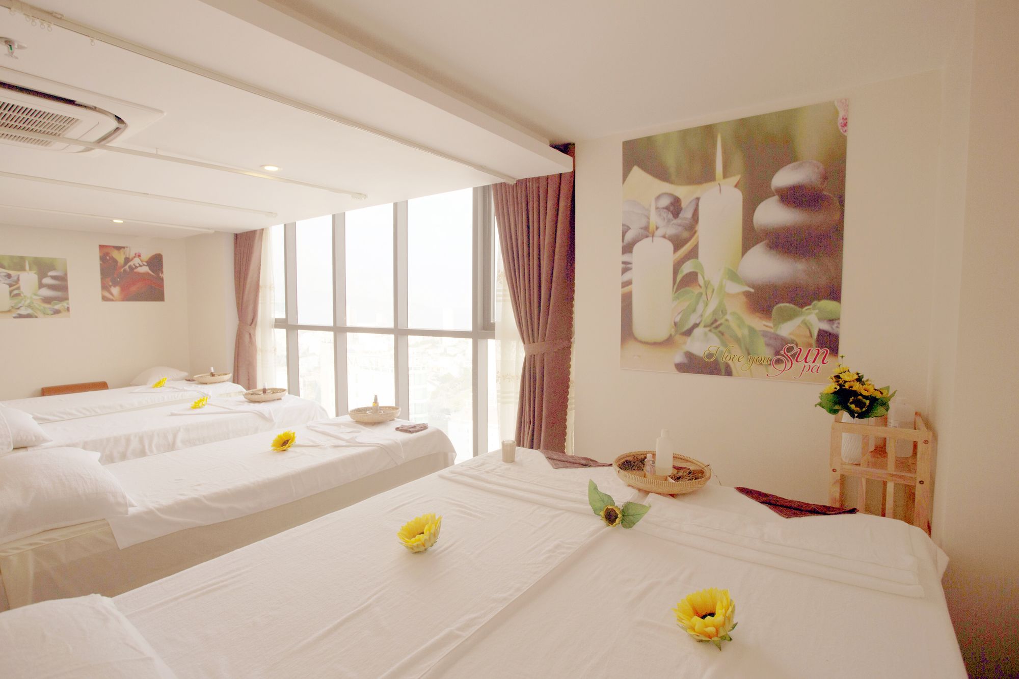 Фото Luxtery Hotel