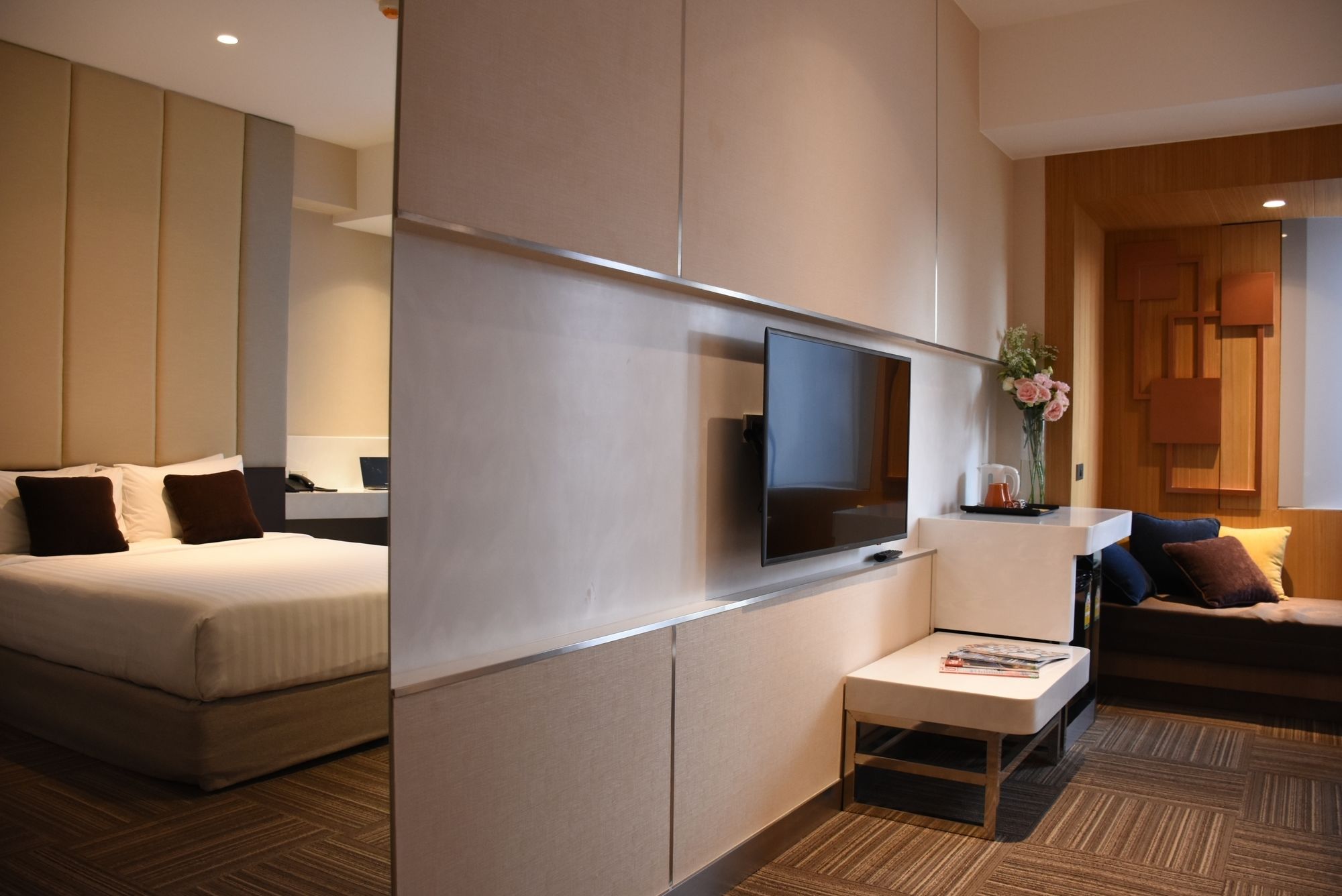 Фото TwoThree A Homely Hotel