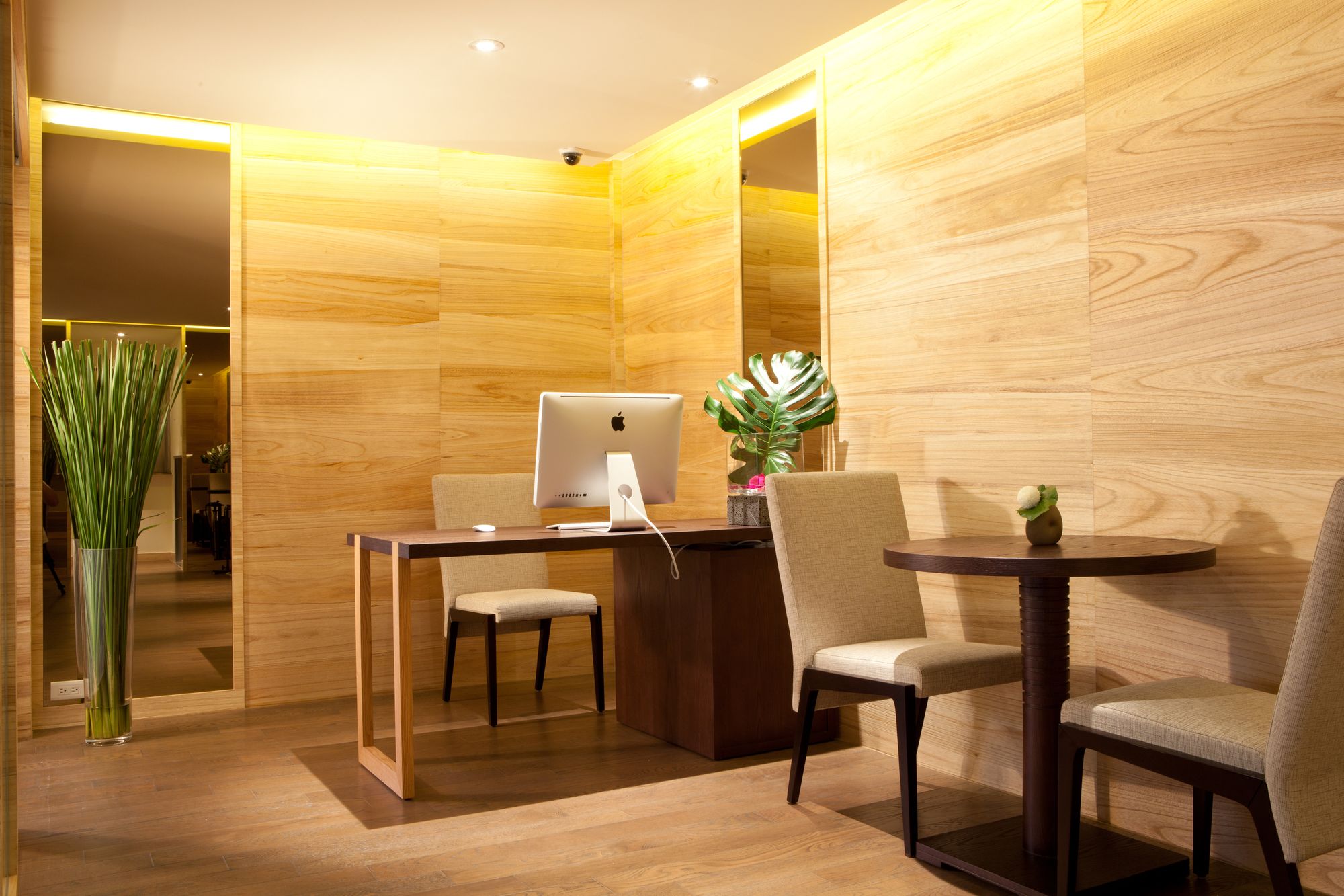 Фото The Corner House